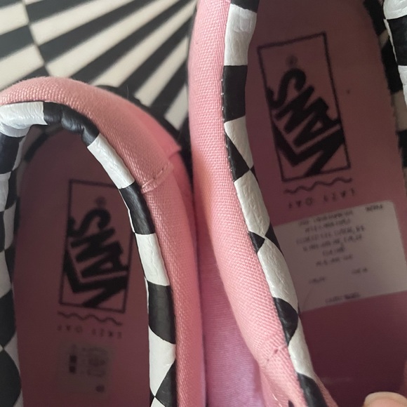 Lazy Oaf x Vans “Sorry I’m Late” pink shoes - Picture 7 of 7